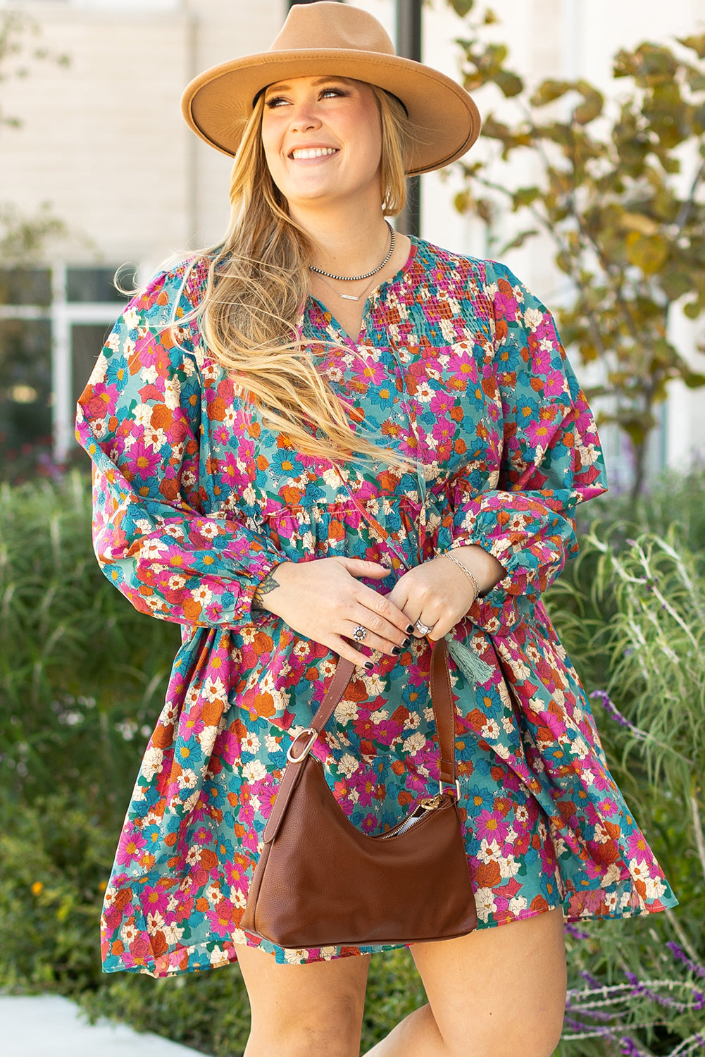 Mini-Robe Froncée a Volants et a Volants Imprimé Floral de Grande Taille