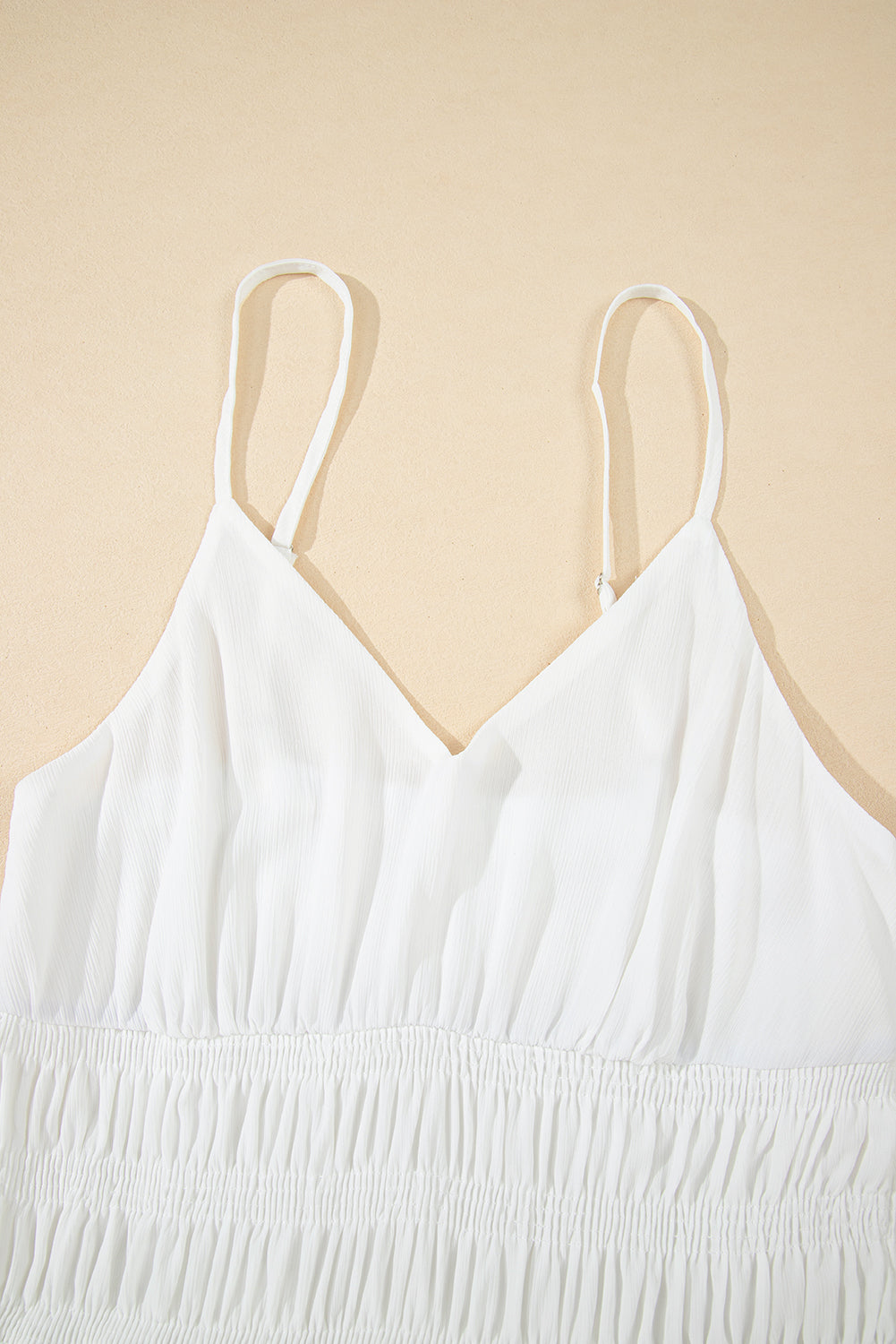 Robe longue élégante à bretelles spaghetti et taille haute