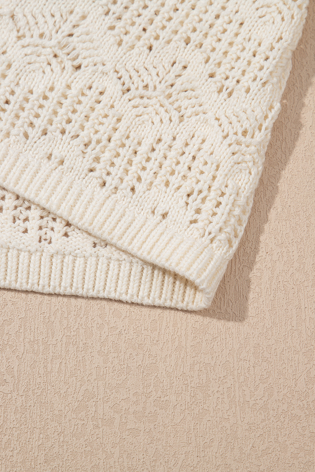 Gilet pull à volants en tricot ajouré brodé patchwork