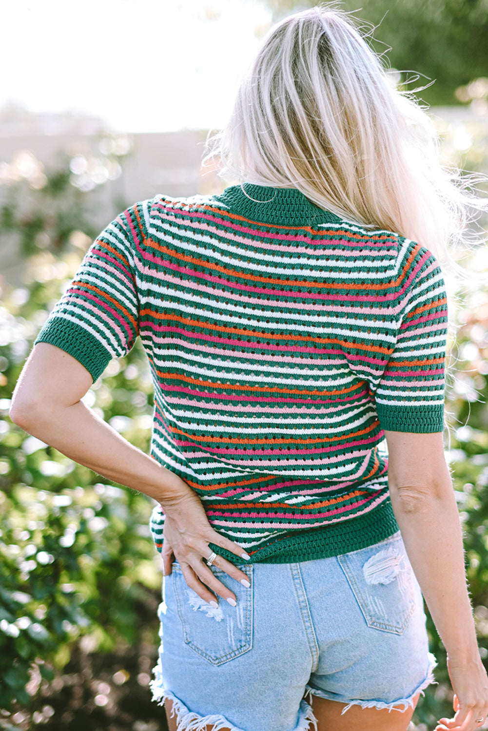 T-shirt en tricot pointelle a motif rayé et bordure contrastée