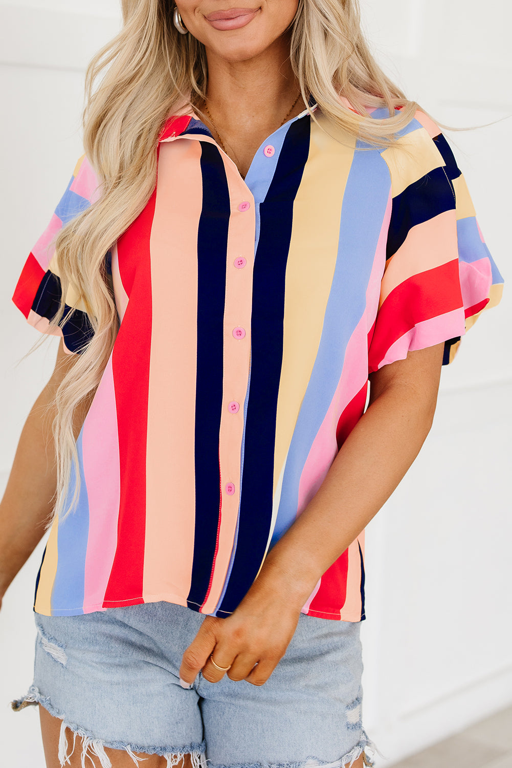 Chemise boutonnée à manches bouffantes et rayures color block