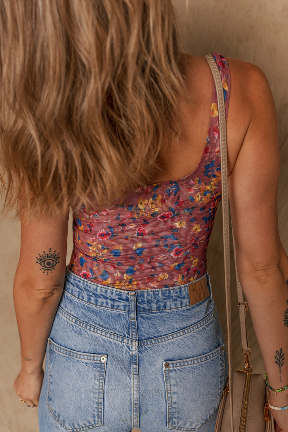 Body sans manches à col en U et imprimé floral