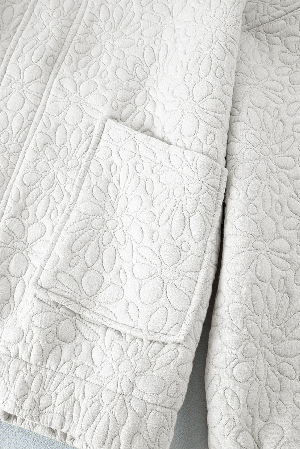 Veste matelassée a fleurs