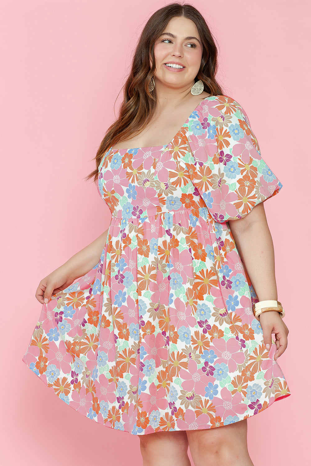 Robe babydoll fleurie à manches bouffantes et col carré