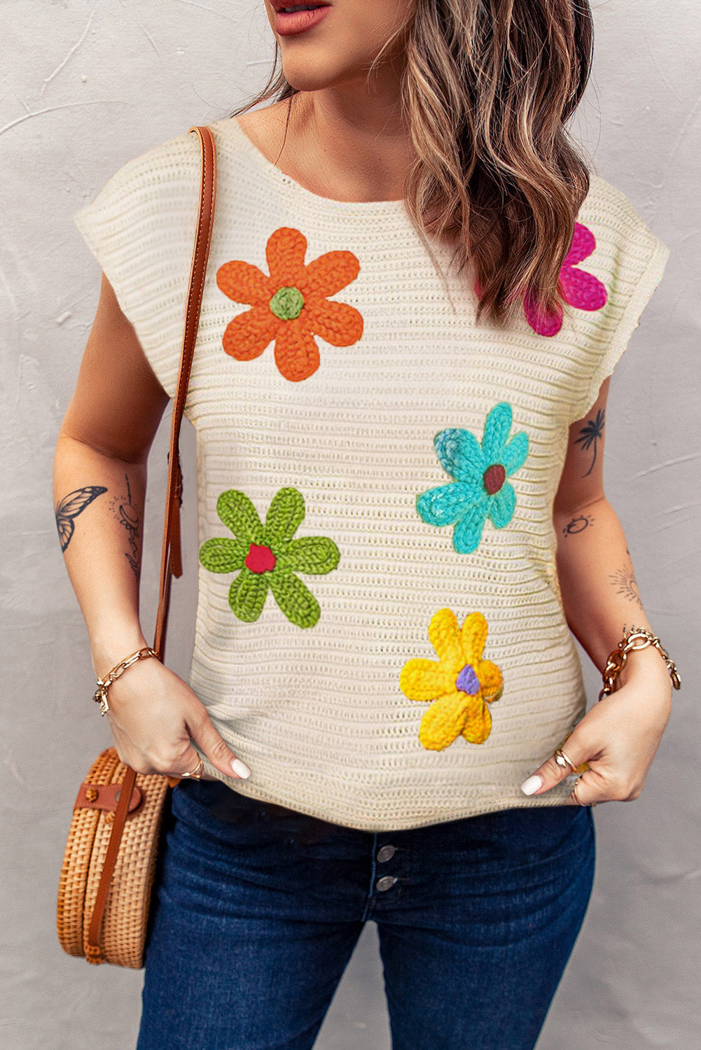 Haut tricoté a col rond en crochet fleuri