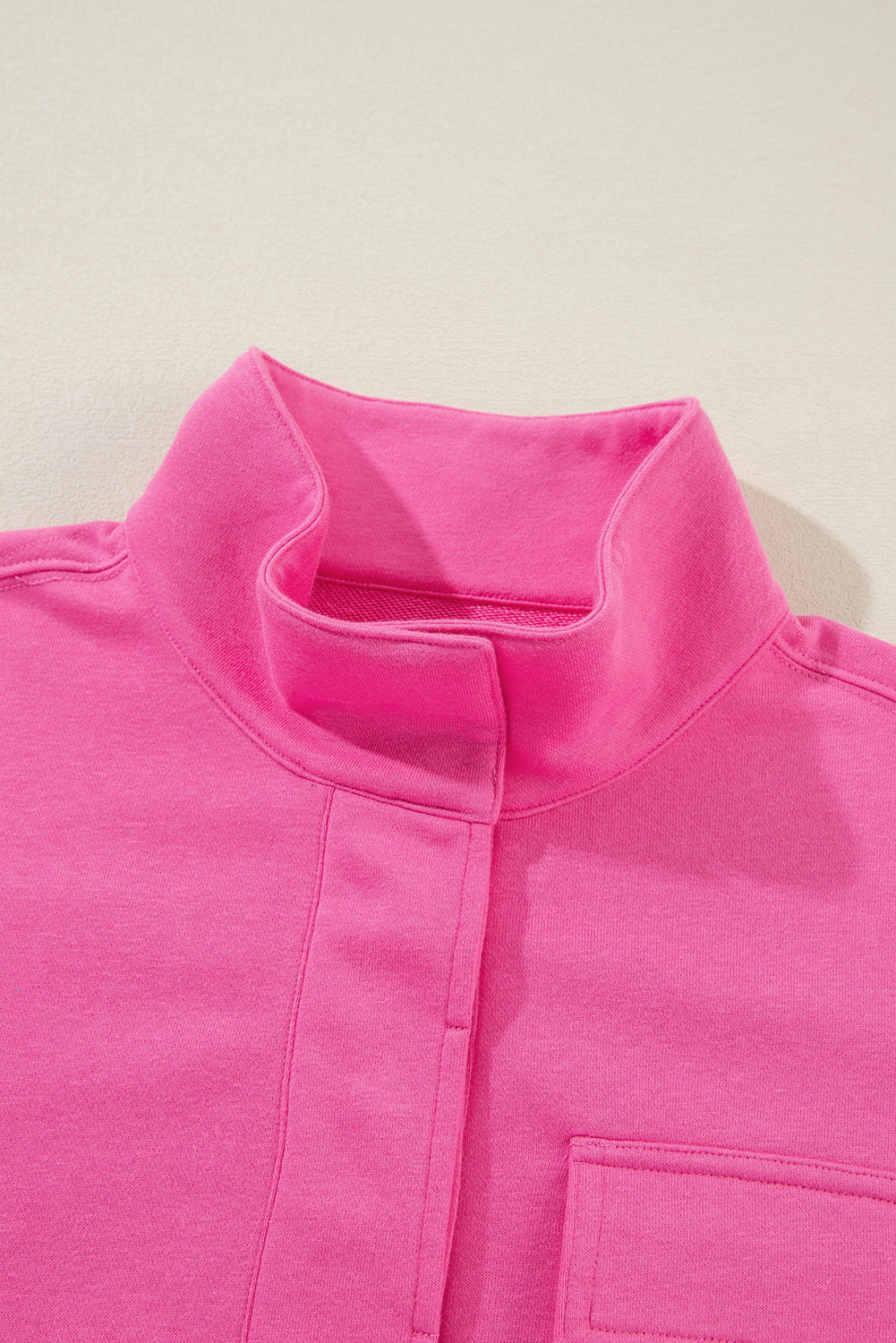 Sweat-shirt à col demi-bouton vintage à lavage minéral