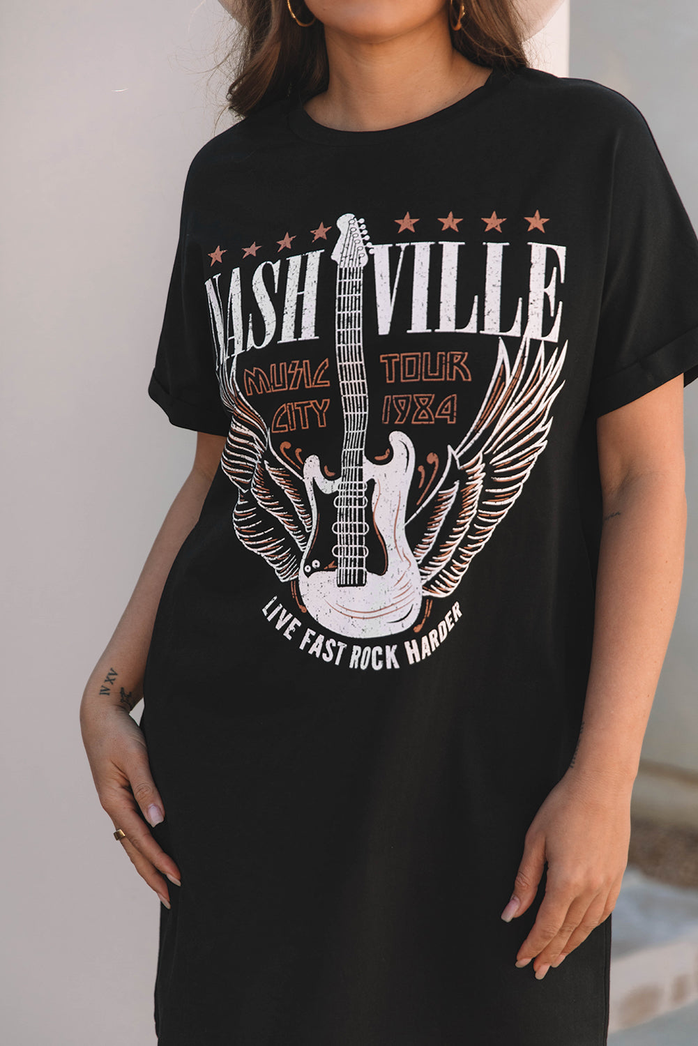 Robe courte à col ras du cou et imprimé guitare Nashville