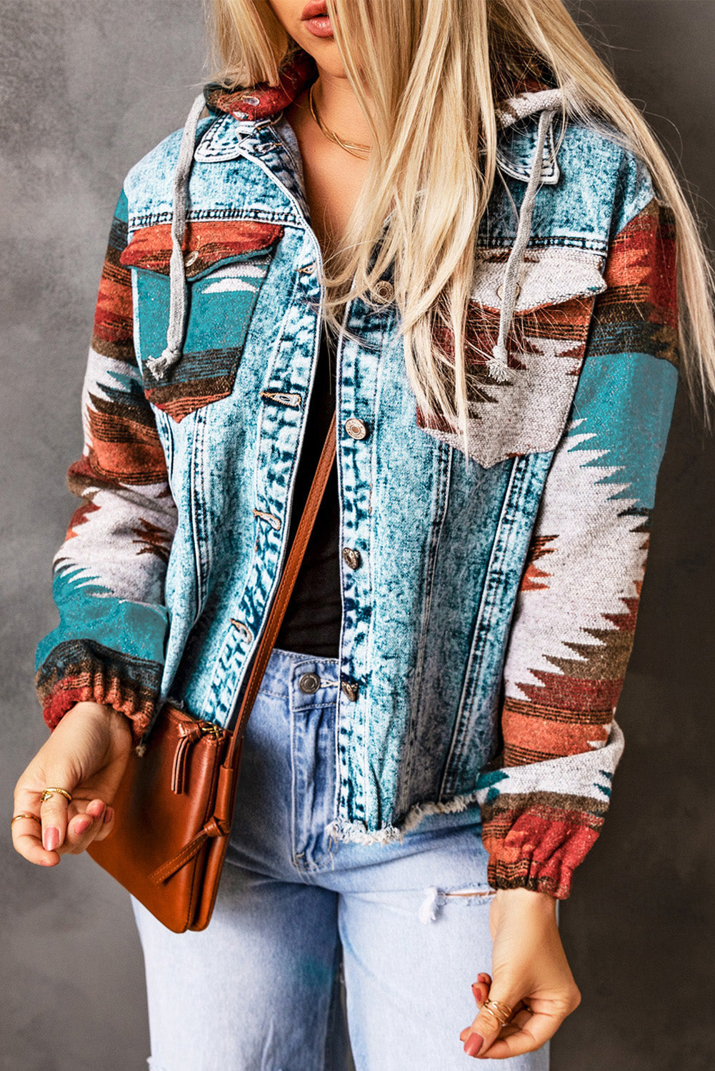 Veste en jean à imprimé aztèque et ourlet effiloché