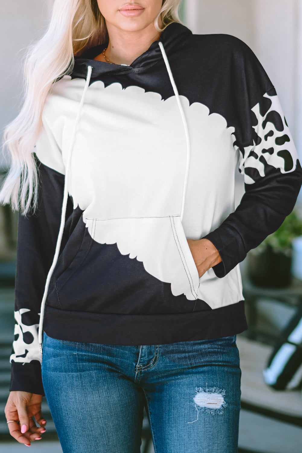 Sweat à capuche avec cordon de serrage et imprimé tie-dye de vache