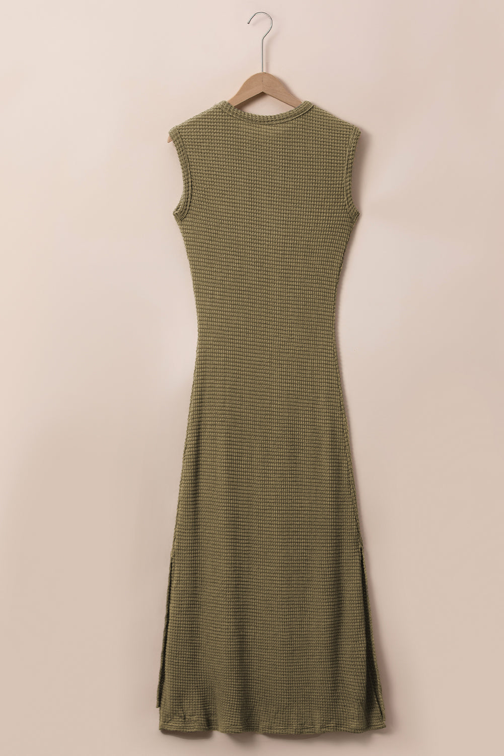 Robe longue sans manches en tricot gaufré avec fentes