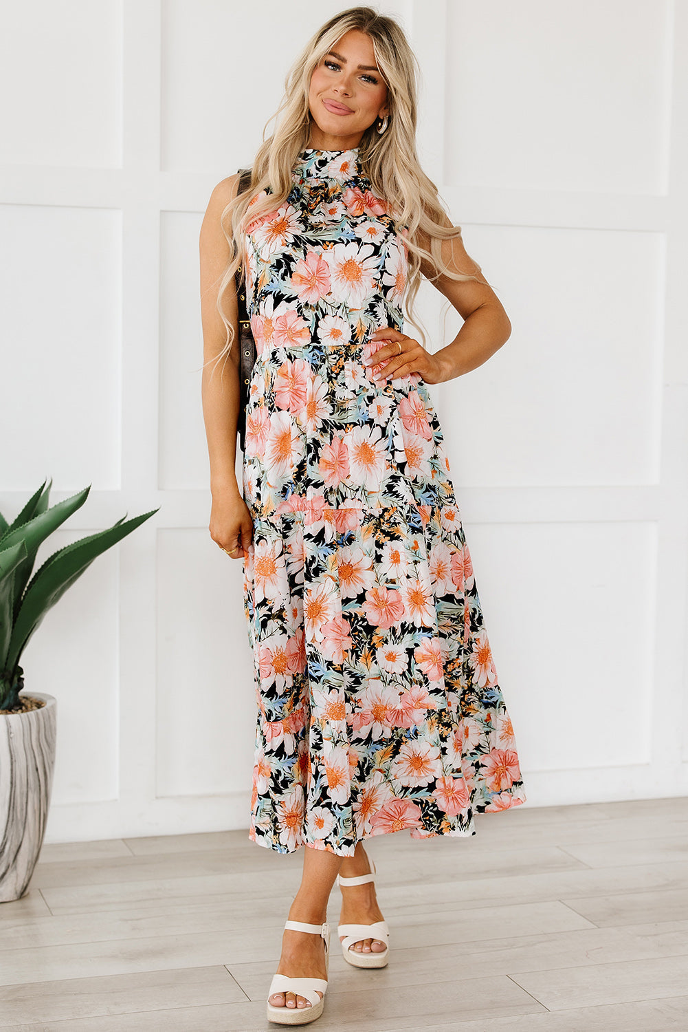 Robe longue bohème à imprimé floral nouée et à volants