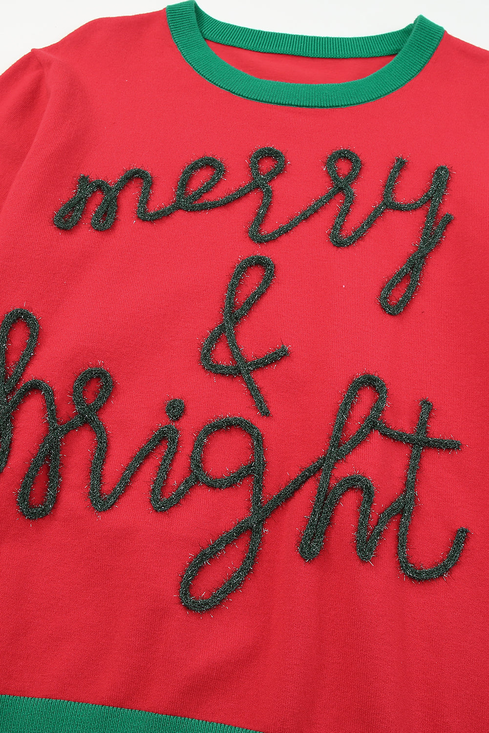 Pull a bordure contrastée graphique Tinsel Merry & Bright