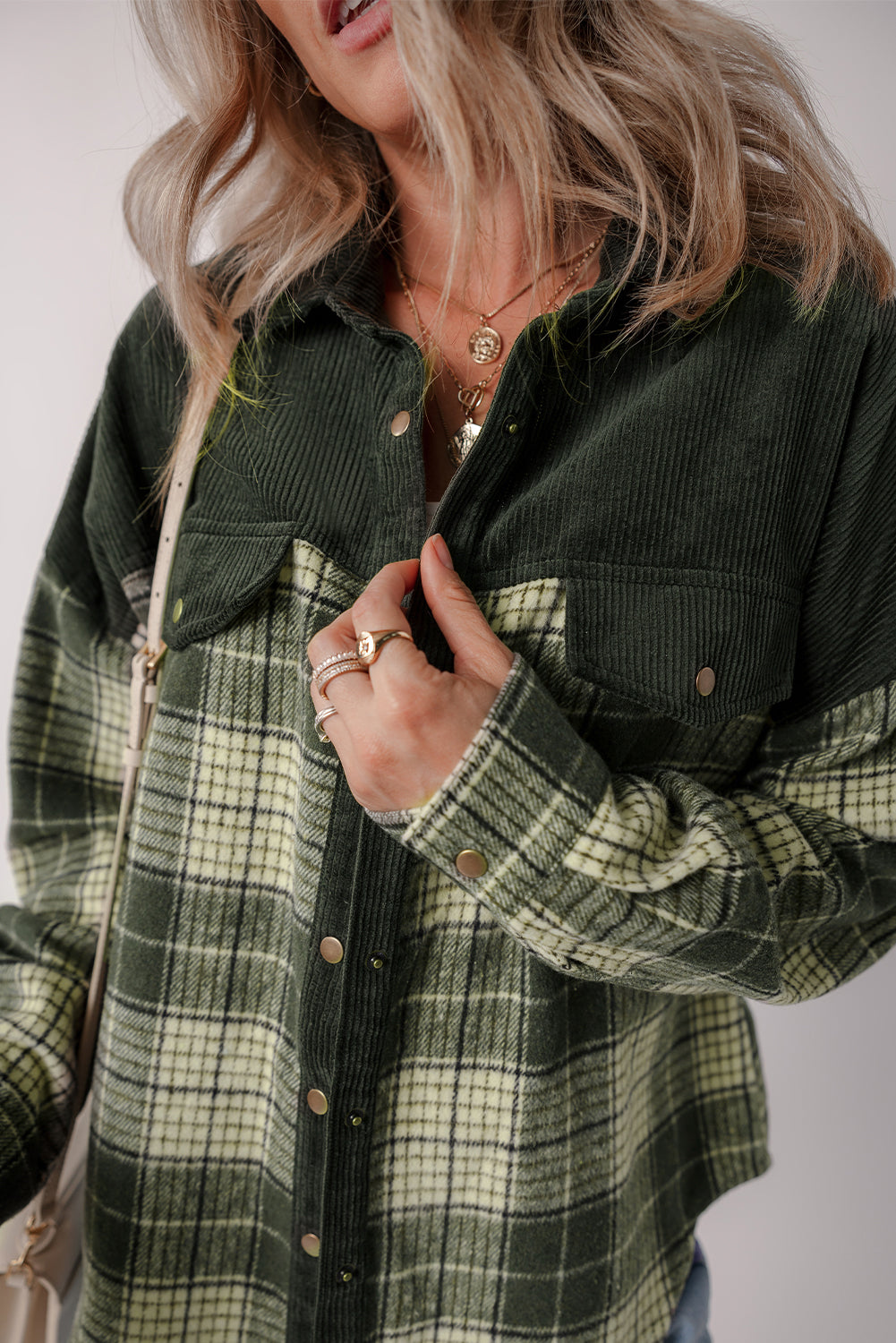 Veste à carreaux color block avec boutons-pression