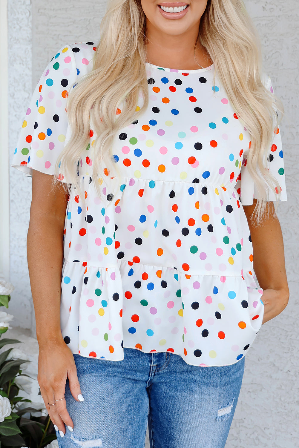 Chemisier babydoll à volants et manches courtes à pois colorés