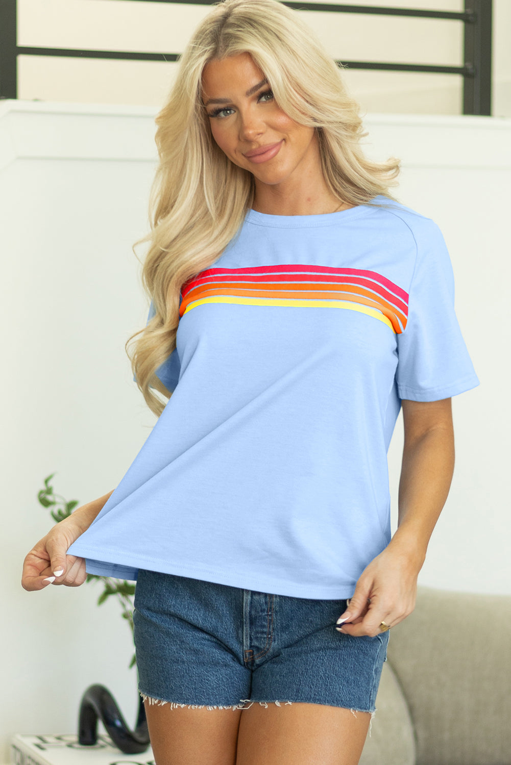 T-shirt décontracté à rayures sur le devant