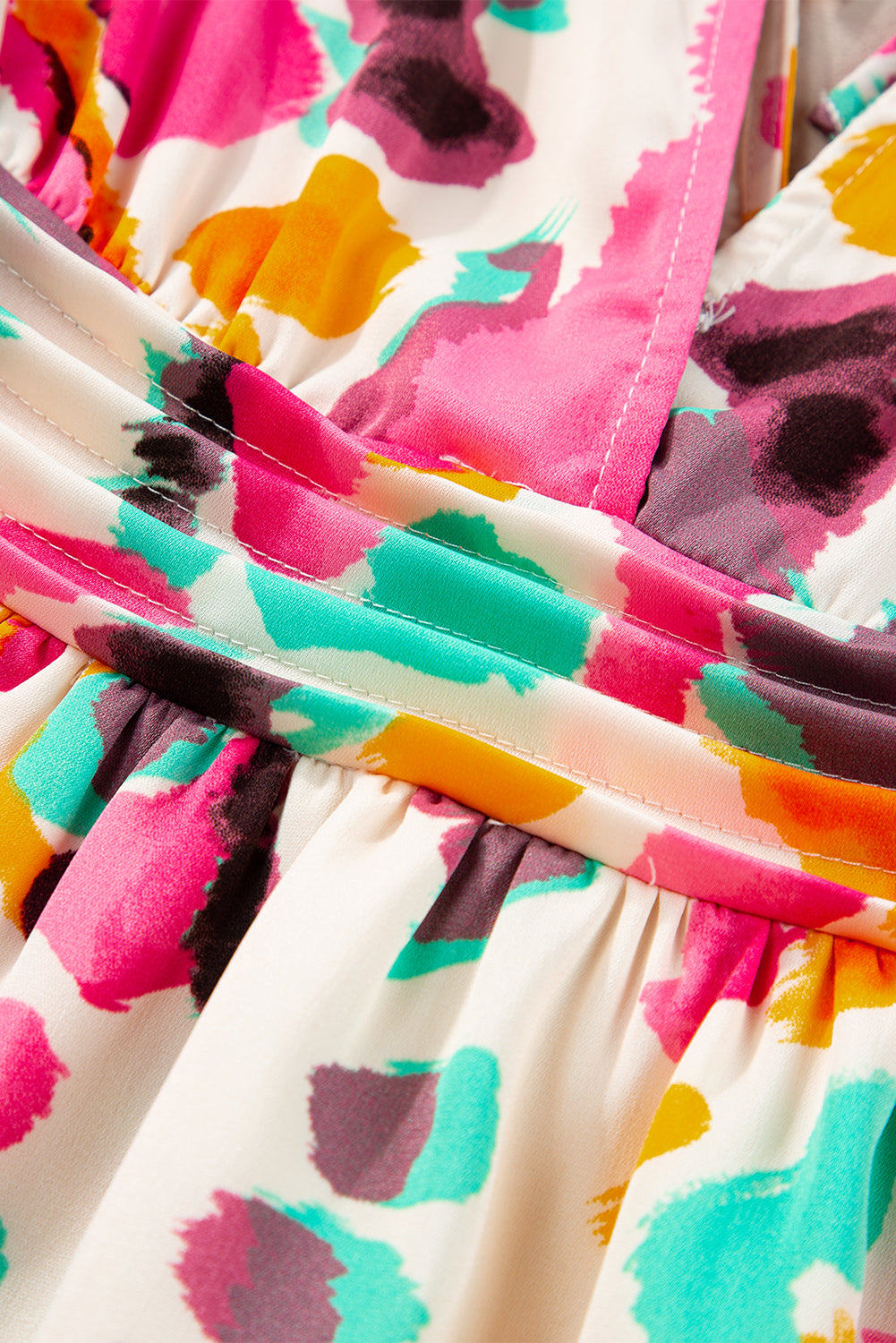 Robe longue bohème à imprimé tie-dye et col en V
