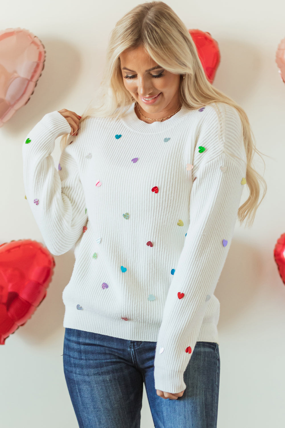 Pull a col rond en tricot gaufré en forme de cœur a sequins