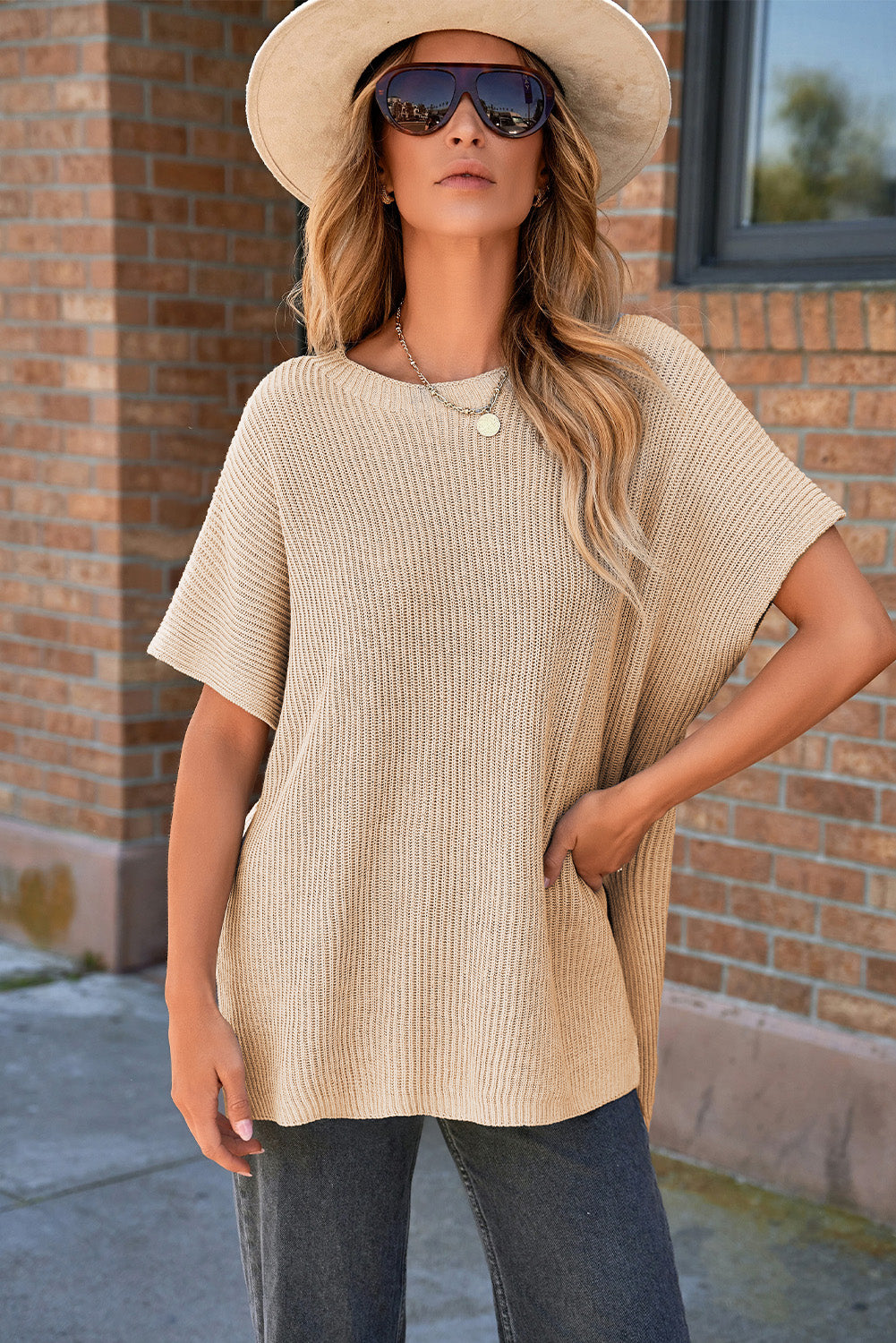 Pull surdimensionné a manches courtes et fente latérale