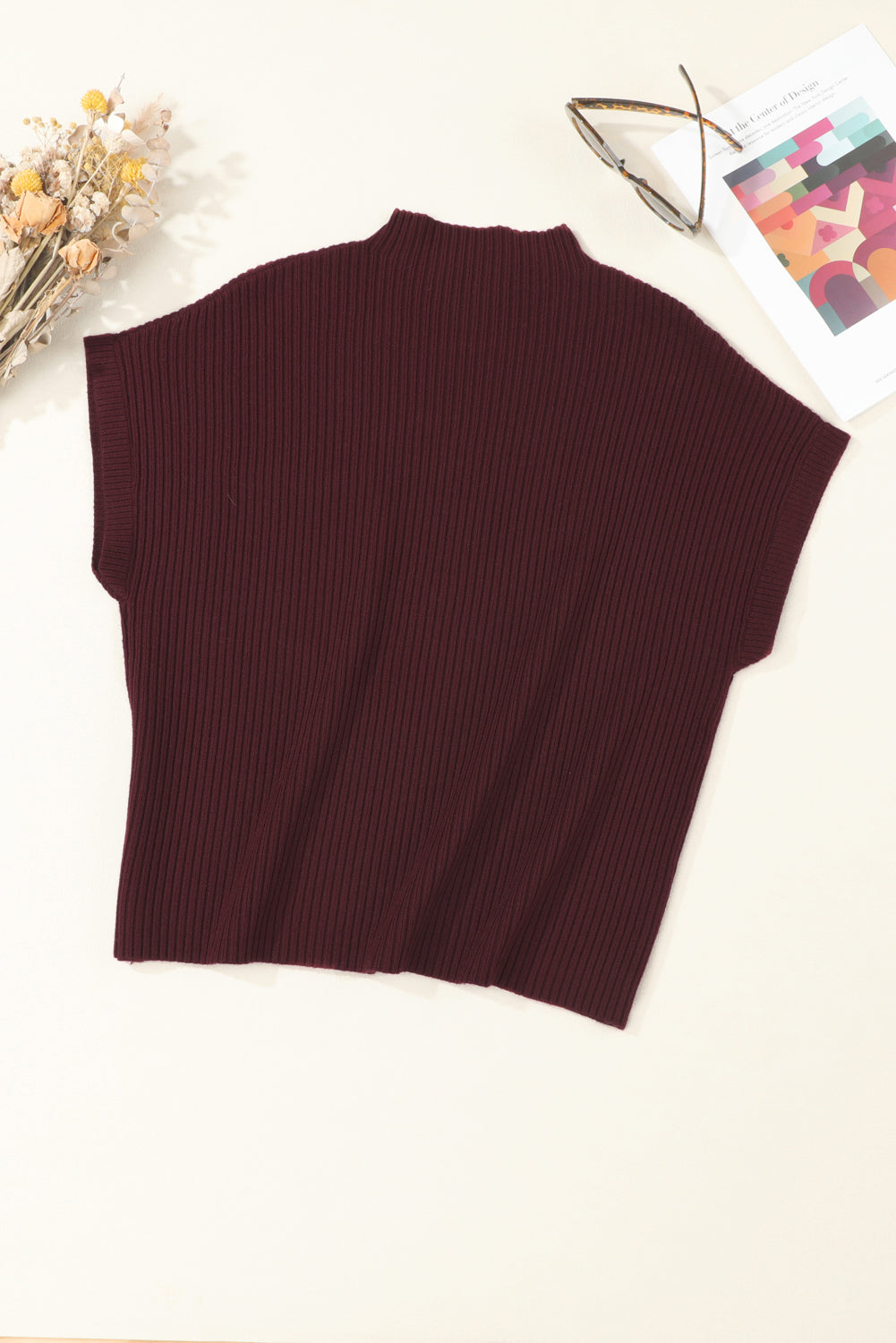 Pull a manches courtes en tricot côtelé avec poche plaquée