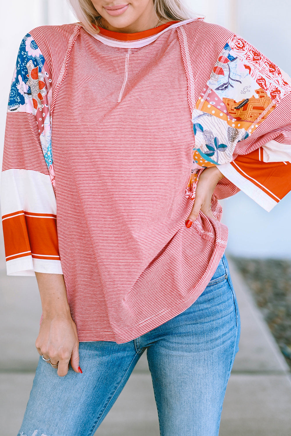 Haut oversize patchwork a fines rayures et blocs de couleurs