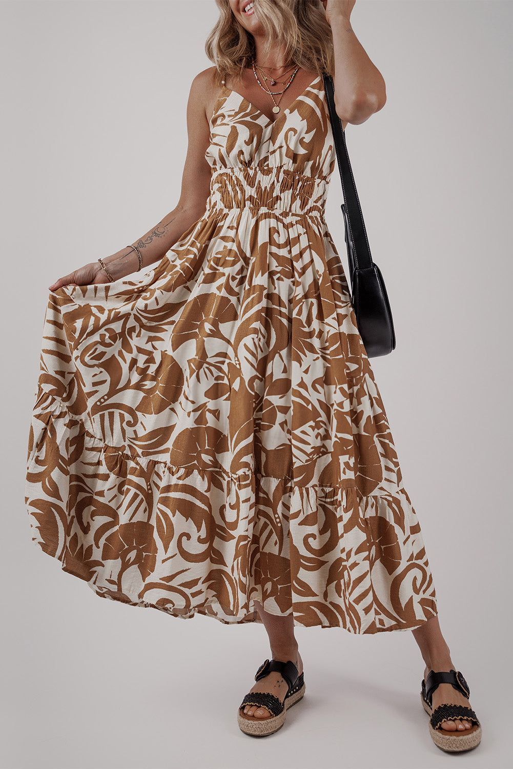 Robe longue à fleurs froncées, taille haute, bretelles spaghetti