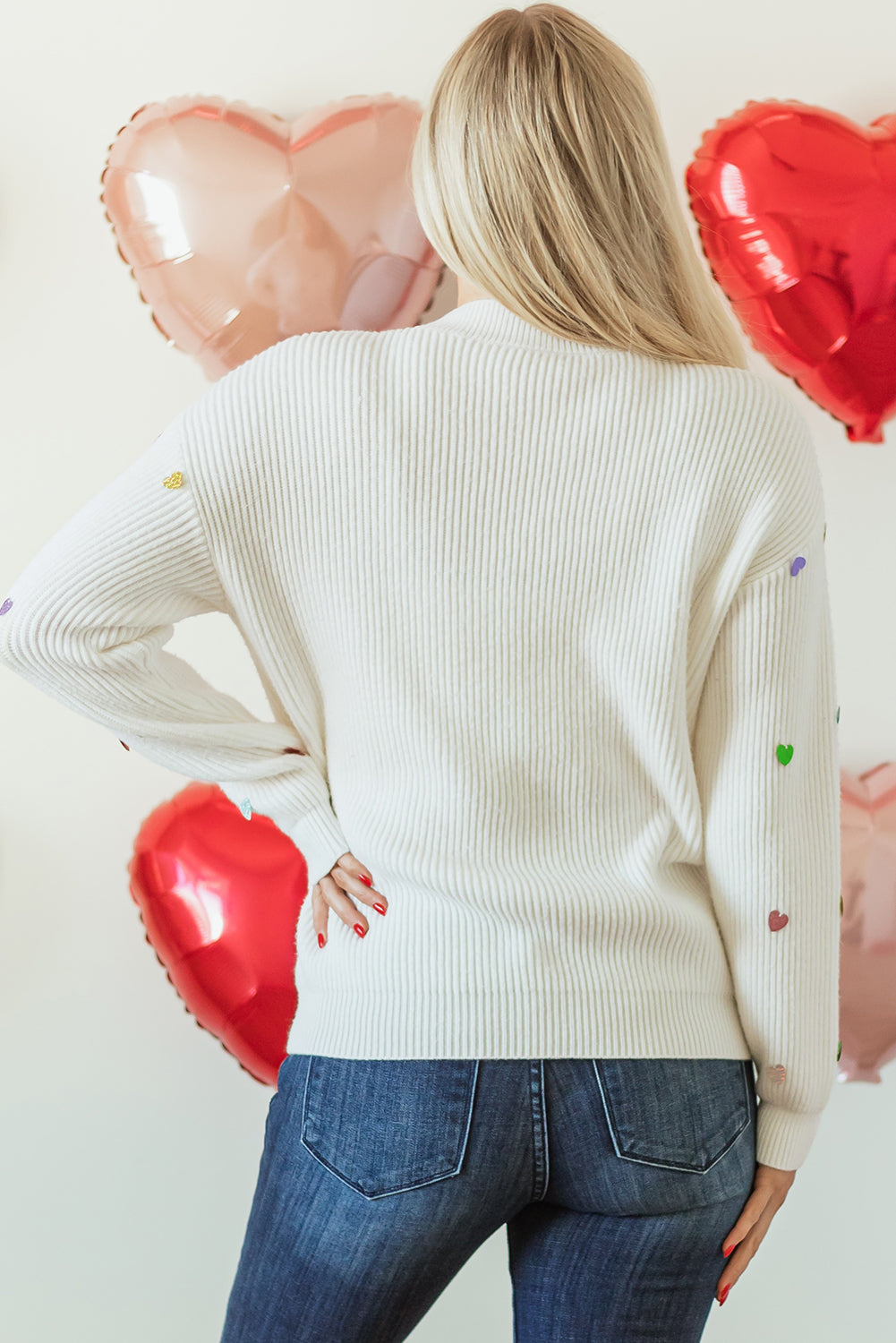 Pull a col rond en tricot gaufré en forme de cœur a sequins
