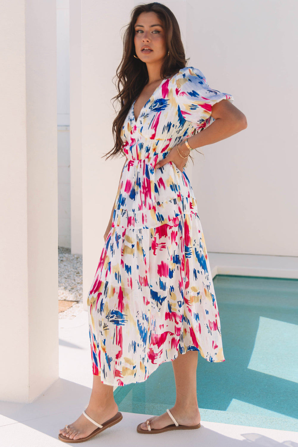 Robe longue à volants et manches courtes bouffantes à imprimé abstrait