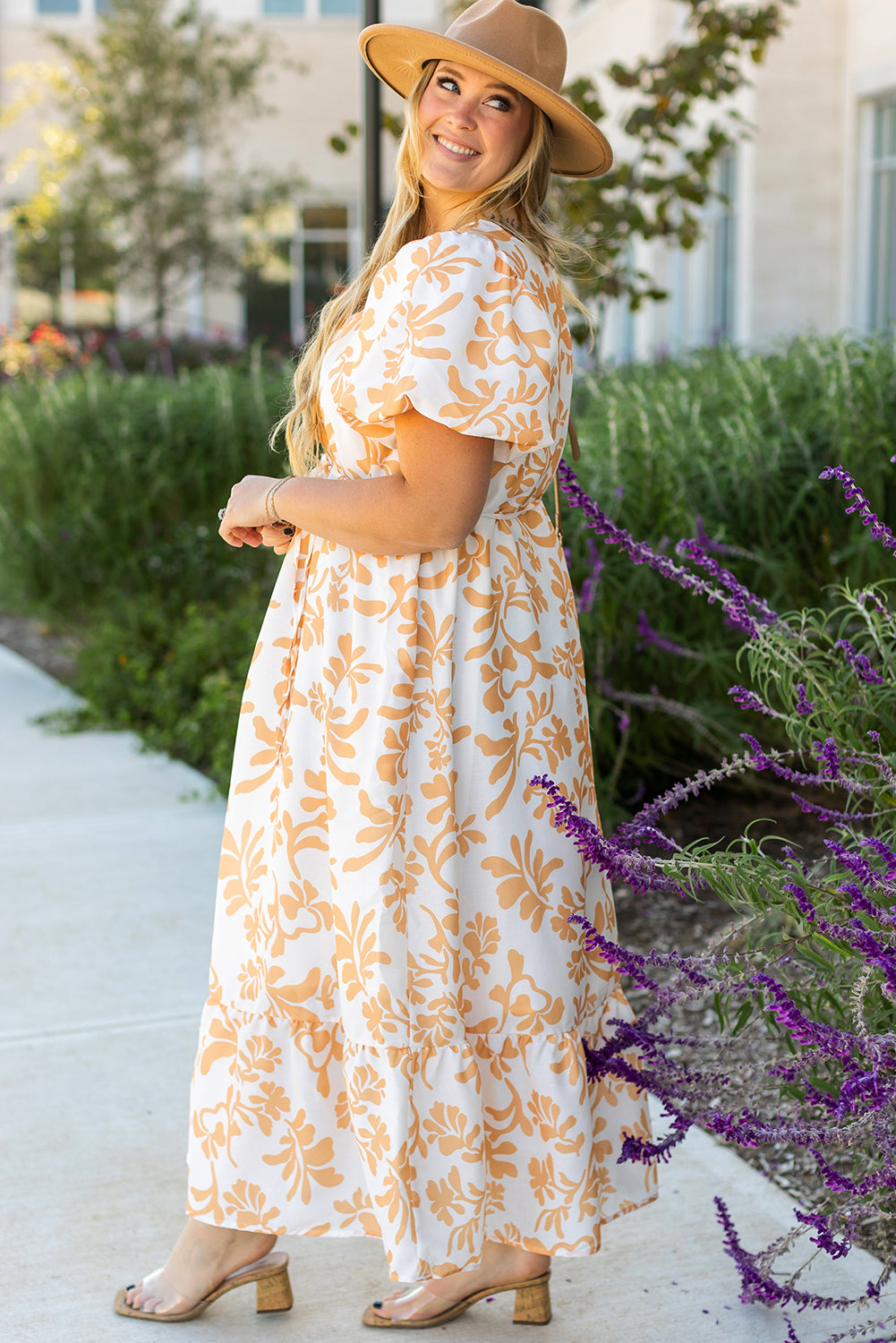 Robe longue de villégiature a manches courtes bouffantes et imprimé floral, grande taille