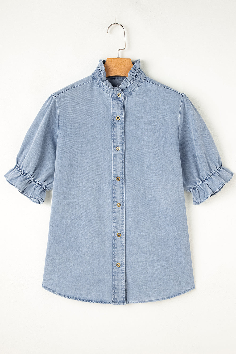 Chemise d'été en chambray à volants et manches courtes bouffantes