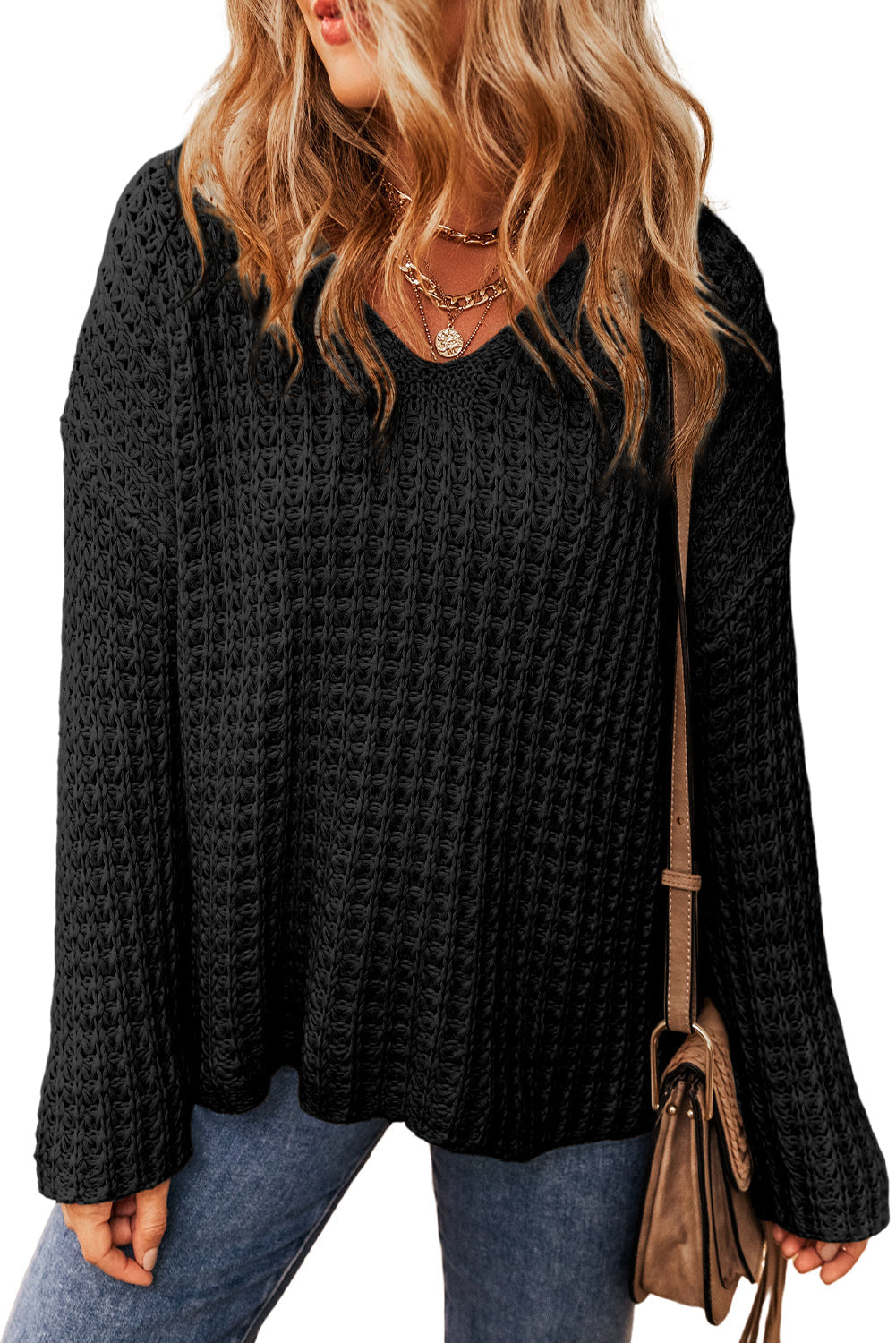Pull à col en V au crochet évidé