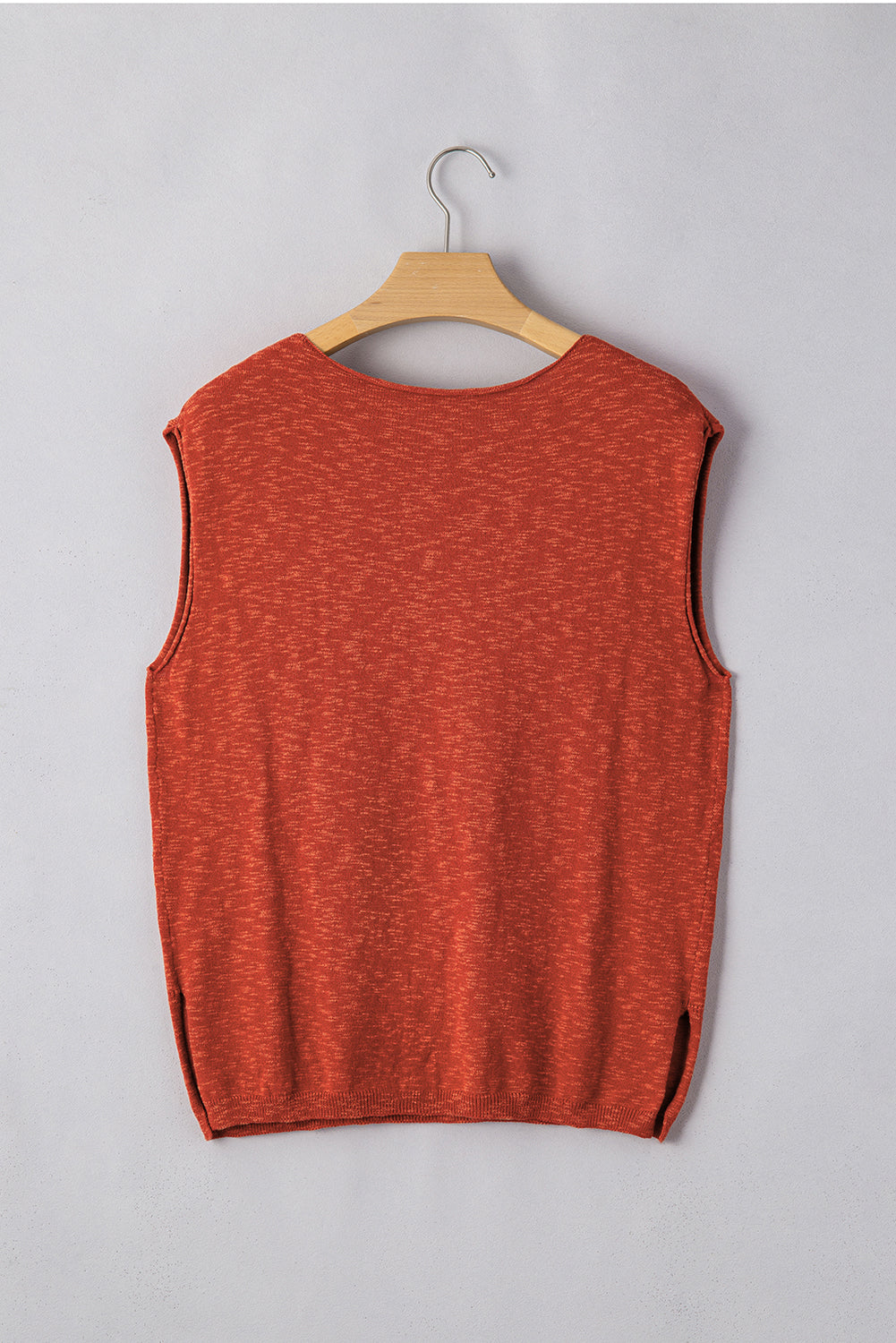 Pull a manches courtes et col en V fendu de couleur unie