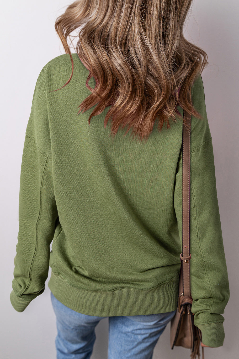 Sweat-shirt ample avec poches et coutures croisées à épaules tombantes