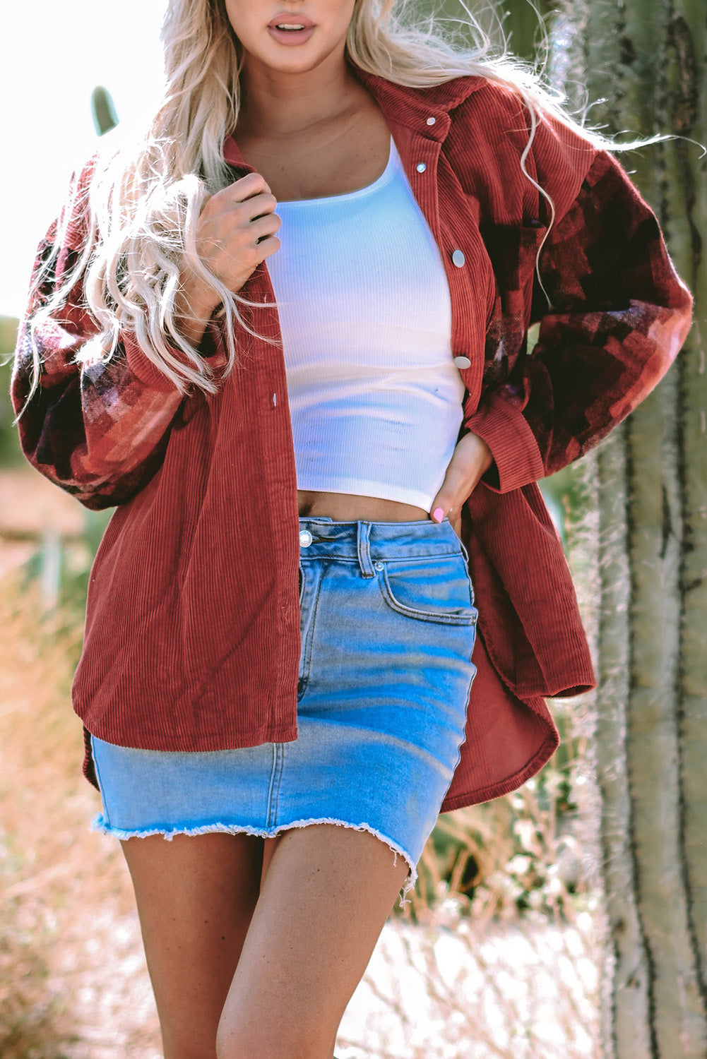 Veste surdimensionnée en velours côtelé a bords bruts et patchwork a carreaux