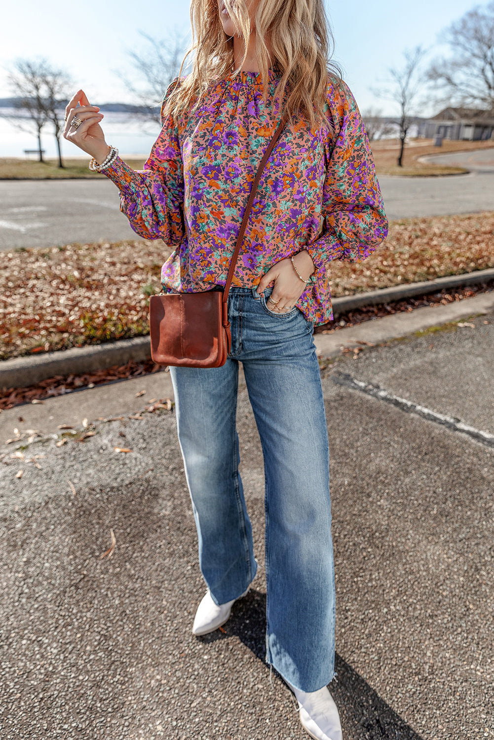 Blouse à col rond à volants et manchettes froncées à imprimé floral