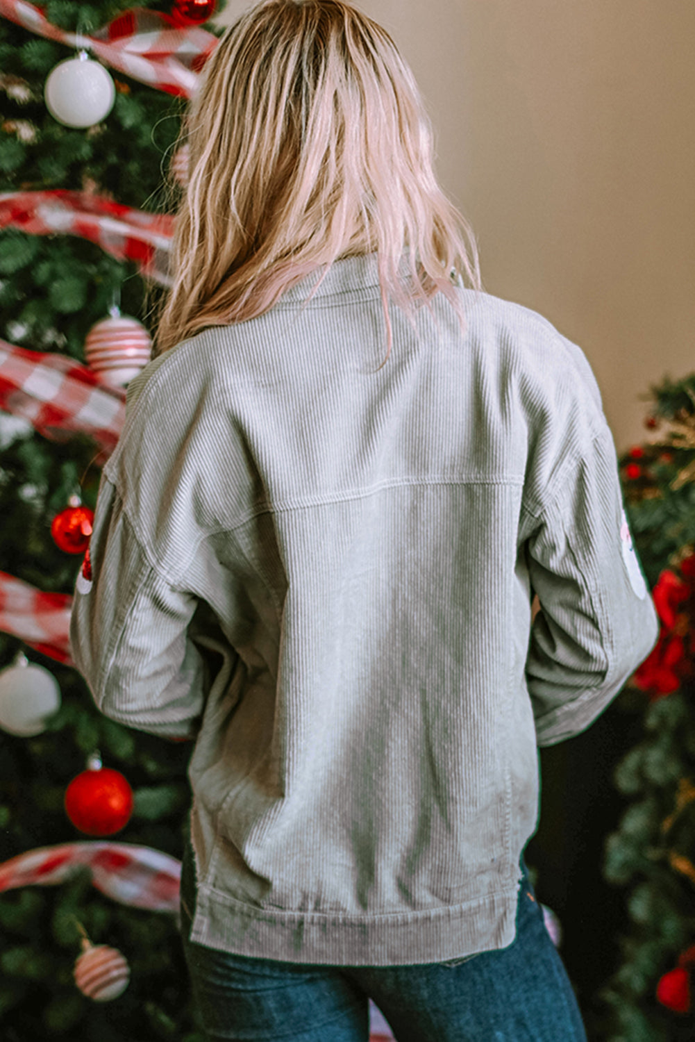 Veste en velours côtelé avec poche a rabat et paillettes du Père Noël