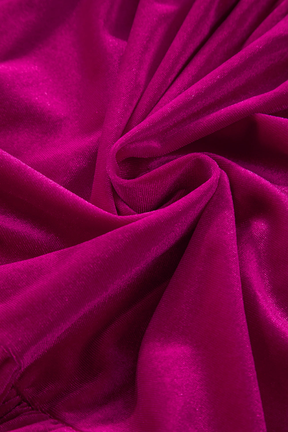 Robe longue froncée a col en V et a volants en velours de grande taille