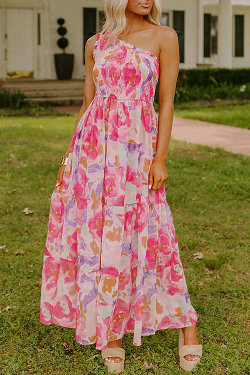 Robe longue asymétrique froncée à imprimé floral abstrait