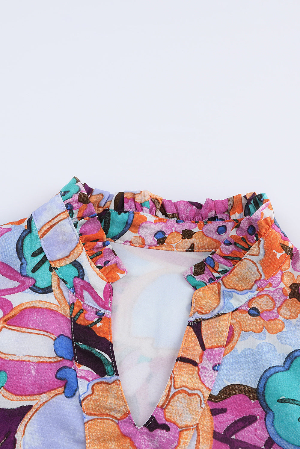 Mini-Chic Robe multicolore à imprimé floral et col en V à manches bouffantes