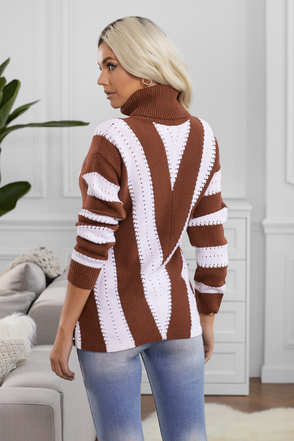 Pull Femme Col Roule a Rayures Marron et Blanc