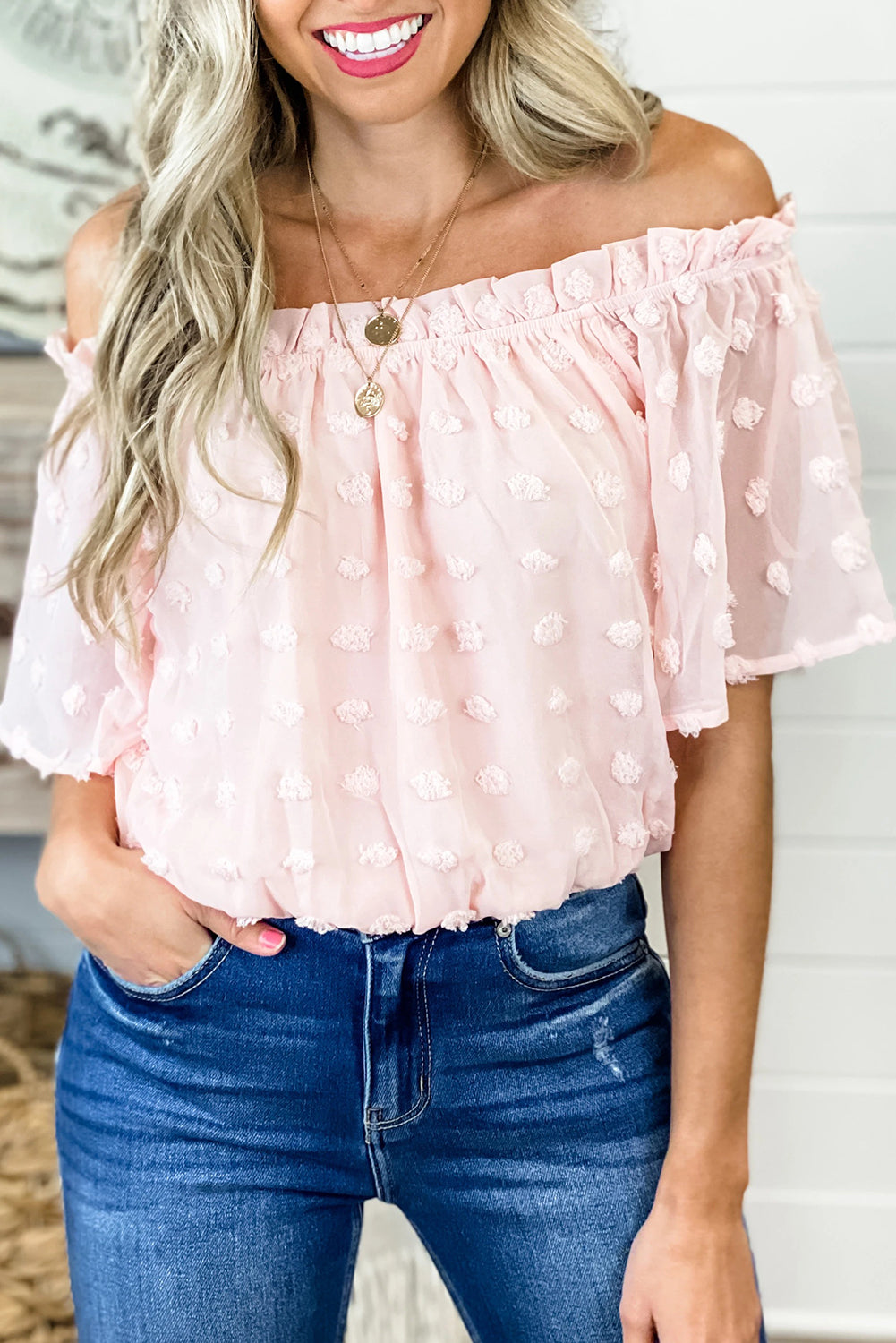 Blouse Dentelle Rose Chic A Pois Epaules Denudees Manches Courtes