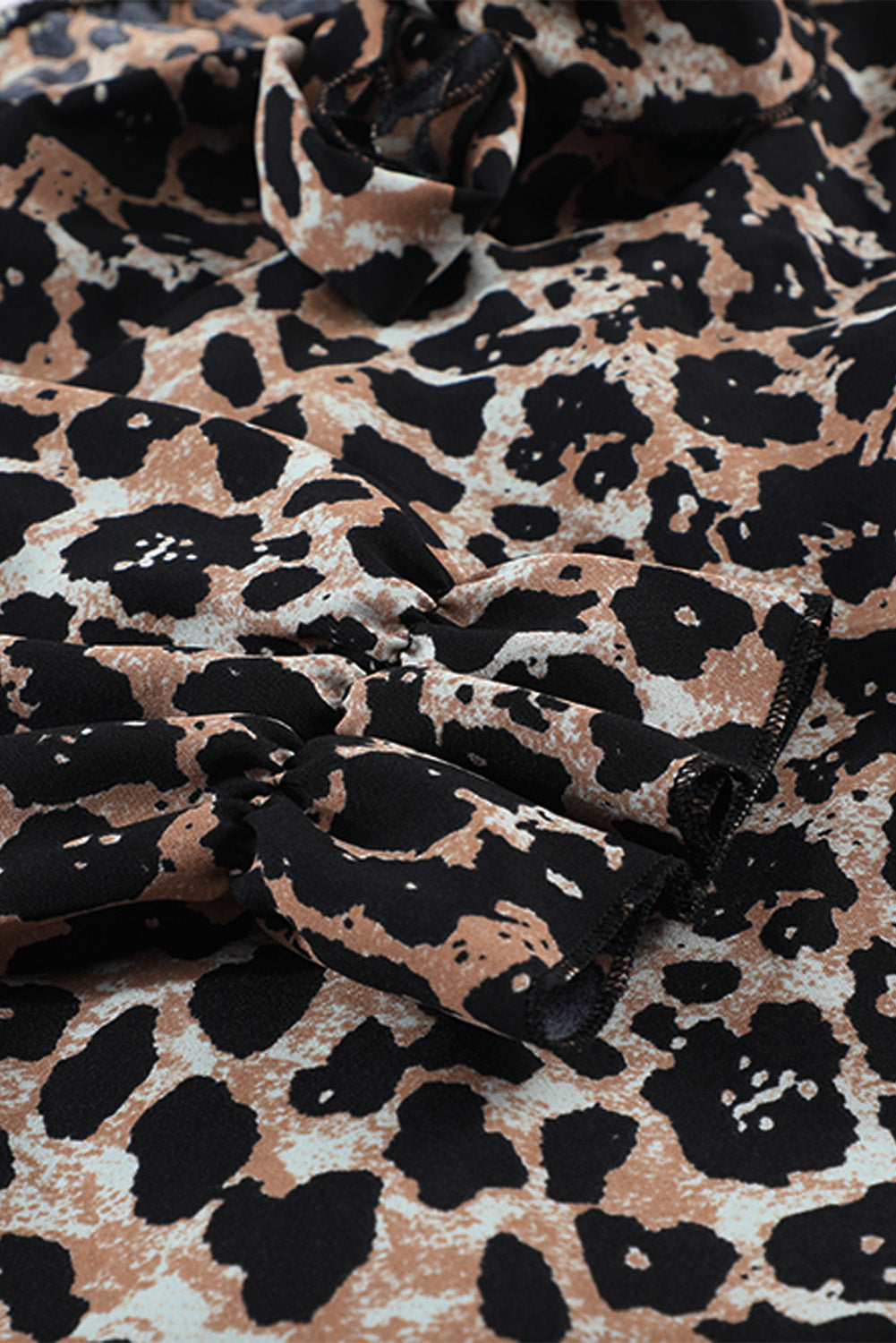 Robe Courte Leopard Manches Longues